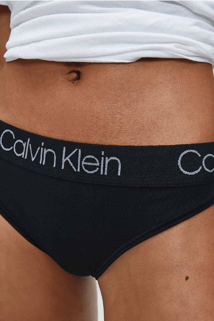 Calvin Klein Body Cotton High Leg Tanga QD3755