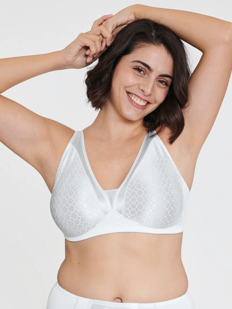Naturana Cotton Wireless Moulded Bra With Comfort Staps (A–D 36–46