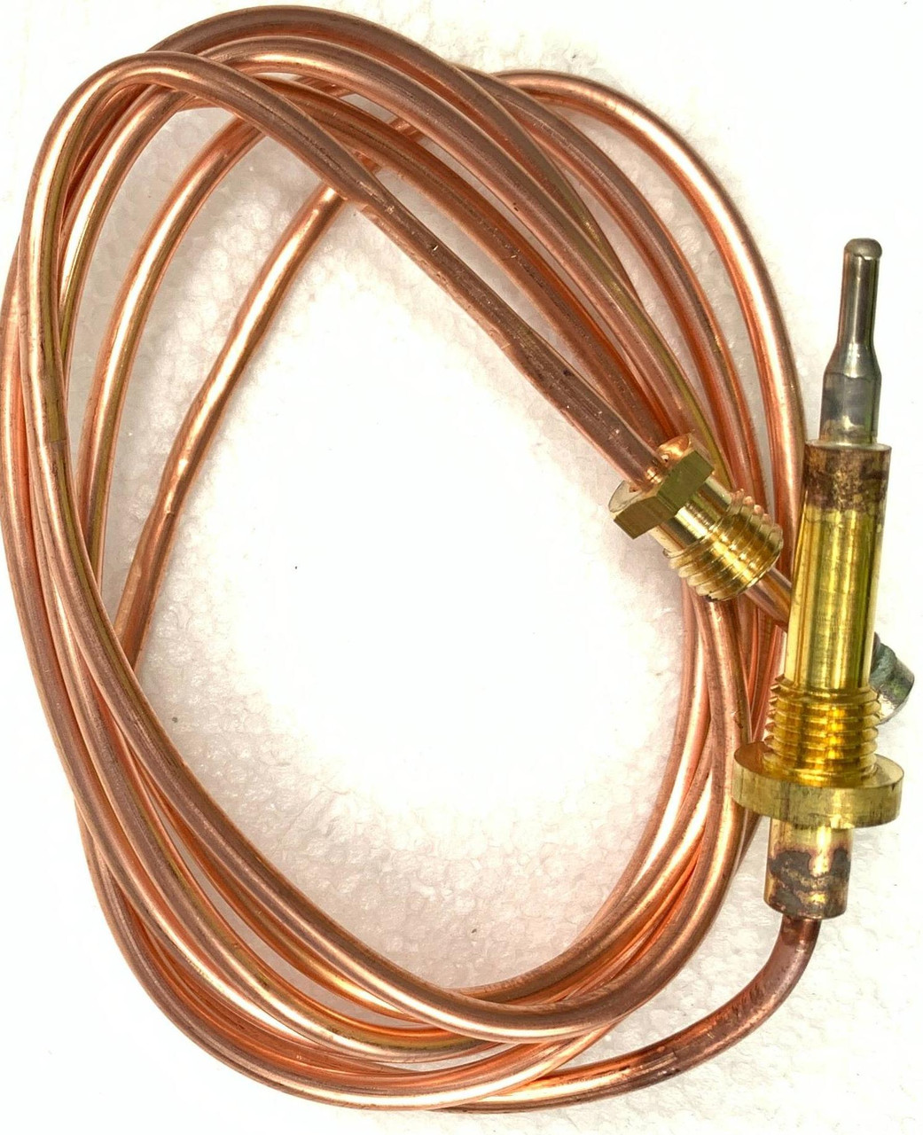 081366700