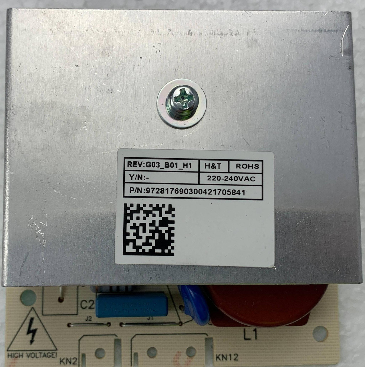 2817690300