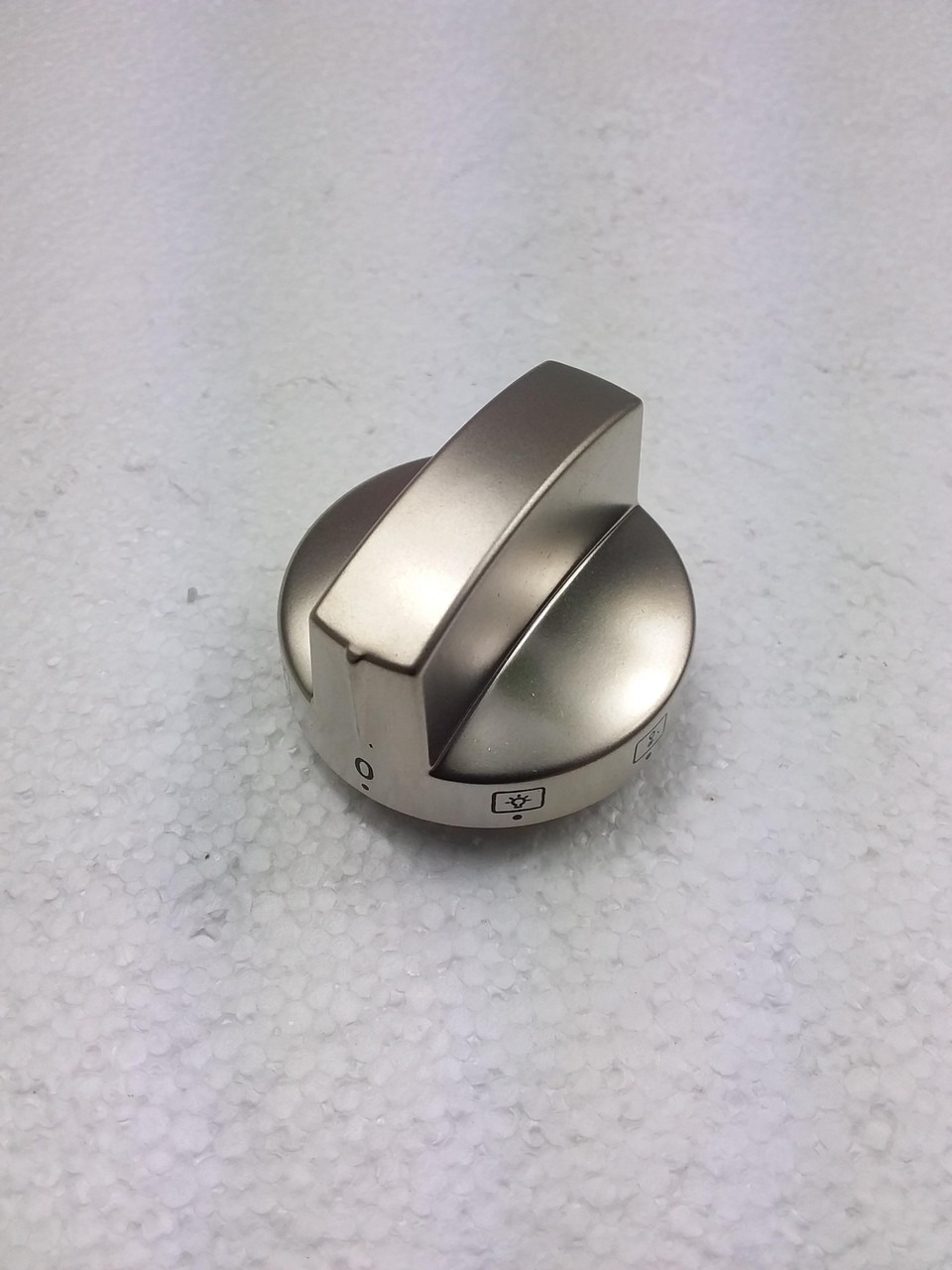 326205200