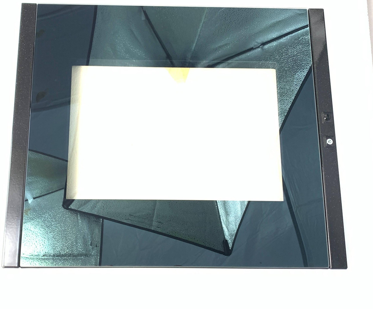 013743300
