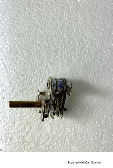 501000299