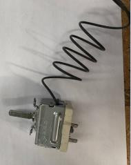 526028002