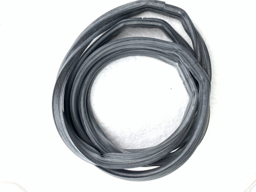082605037