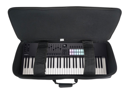 Novation Launchkey 61 Mk4 l MIDIキーボード Launchkey 61 MK4 | Novation