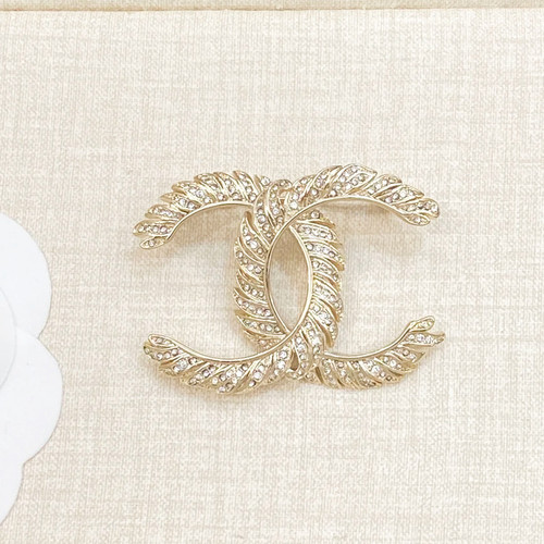CC899 Brooch
