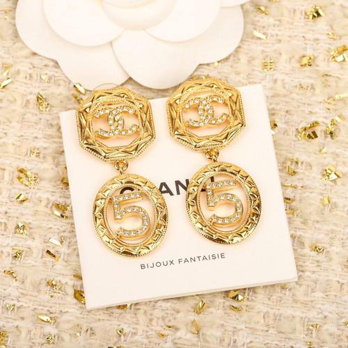 CC889 Dangle Earrings
