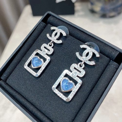 CC787 Dangle Earrings CC787 Dangle Earrings