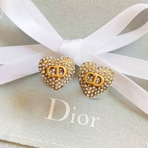 CD879 Stud Earrings CD879 Stud Earrings