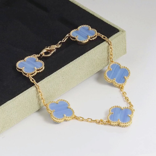 VC572 Bracelet  VC572 Bracelet