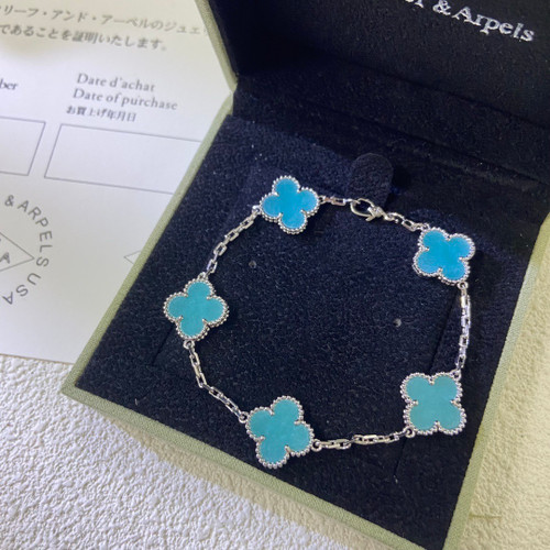 VC208 Bracelet