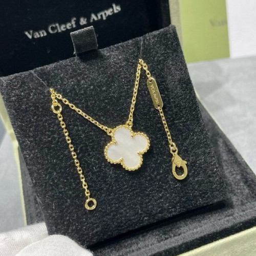 VC856 Necklace