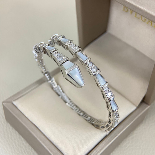 BU560 Bangle