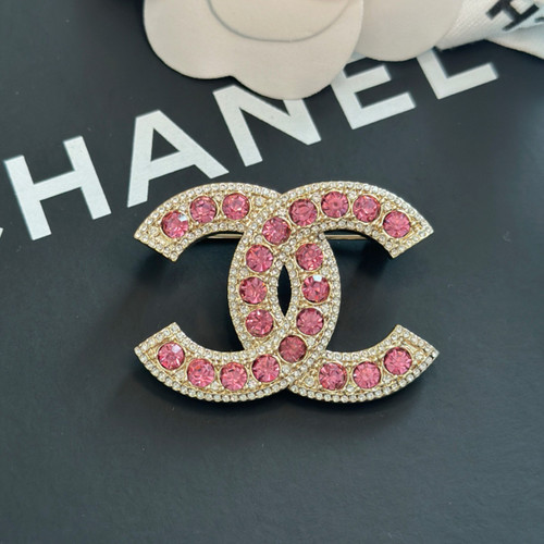 CC270 Brooch