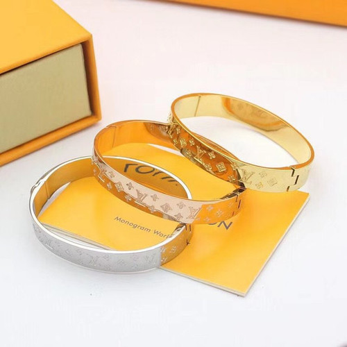 LV15 Bangle