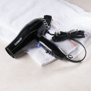 Conair 047BW Black 2 Heat / 2 Speed Hair Dryer – 1600W Conair 047BW Black 2 Heat / 2 Speed Hair Dryer – 1600W