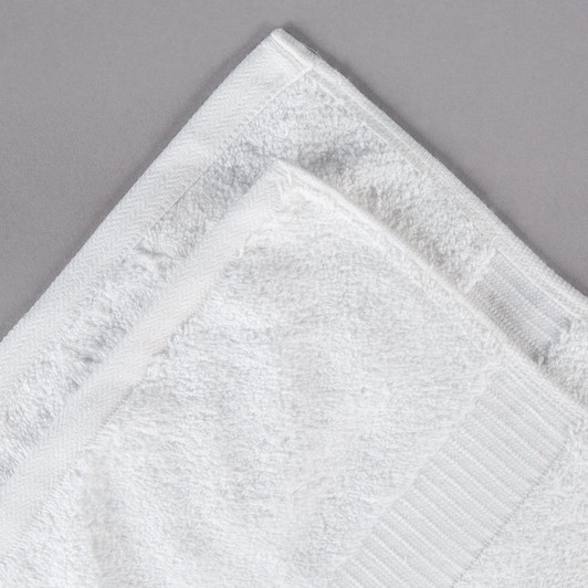 Oxford Belleeza 27″ x 54″ 100% Ringspun Cotton Bath Towel 15 lb. – 36/Case