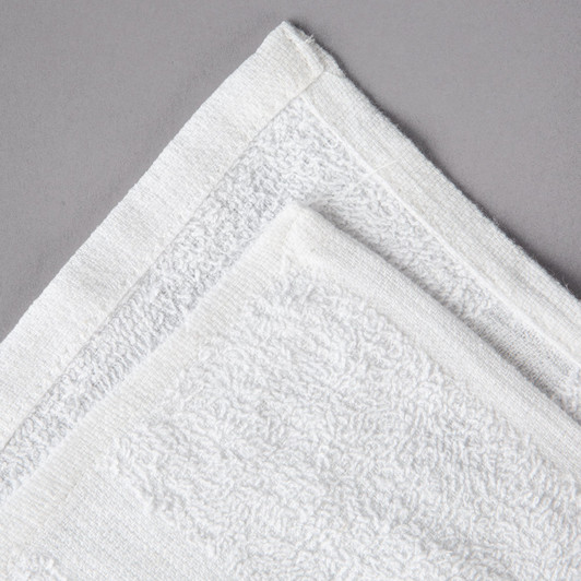 Oxford Silver 22″ x 44″ White Open End Cotton / Poly Bath Towel 6 lb. – 12/Pack