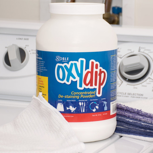 8 lb. / 128 oz. Noble Chemical Oxy Dip Bleach Presoak and Destainer – 4/Case