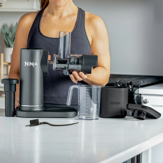 Ninja Cold Press Juicer with NeverClog Technology – Smooth, Hassle-Free Juicing for Every Kitchen