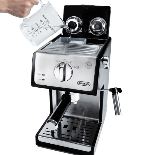 De'Longhi 15-Bar Espresso and Cappuccino Machine with Advanced Cappuccino System