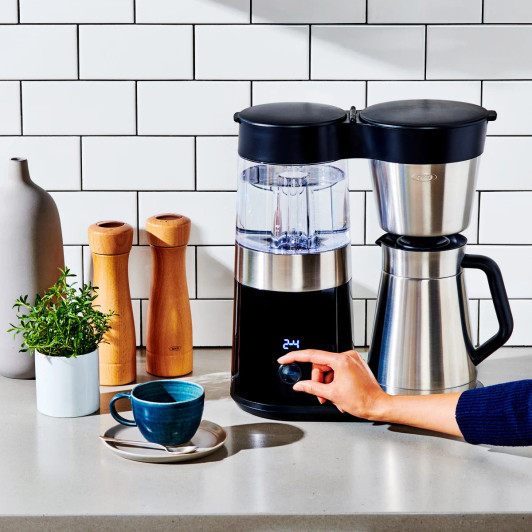 OXO Brew Programmable 9-Cup Coffee Machine with Precision Brewing