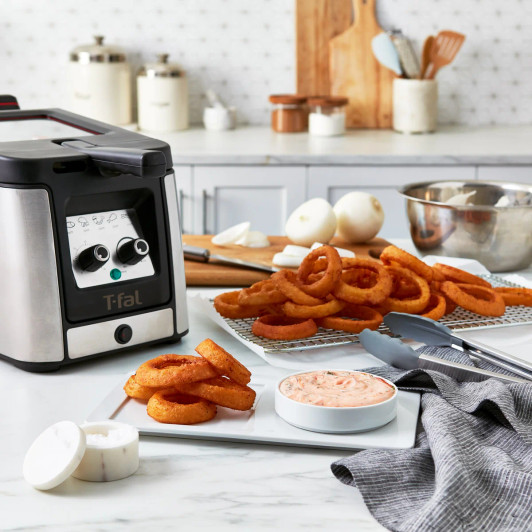 T-fal 3.5L Odorless Deep Fryer with Advanced Filtration