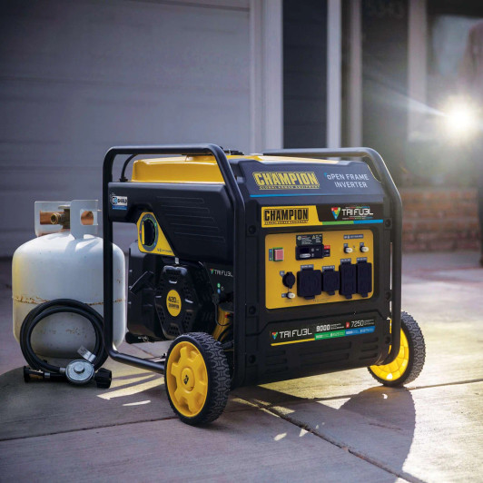 Champion 7250W Running / 9000W Peak Tri-Fuel Inverter Portable Generator