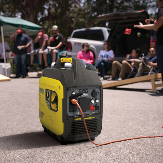 Champion 3000-Watt Running / 4000-Watt Peak Portable Inverter Generator