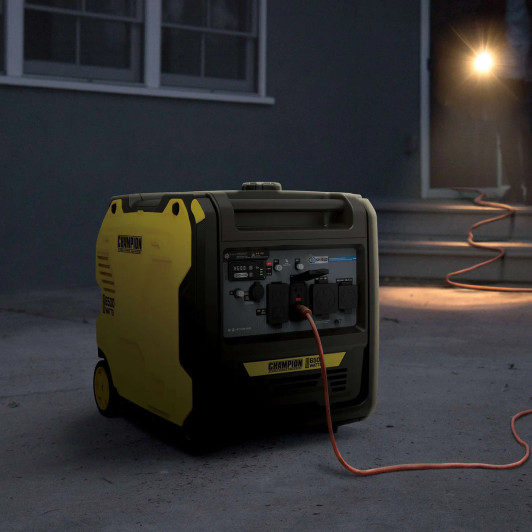 Champion 5000W Running / 6500W Peak Portable Inverter Generator