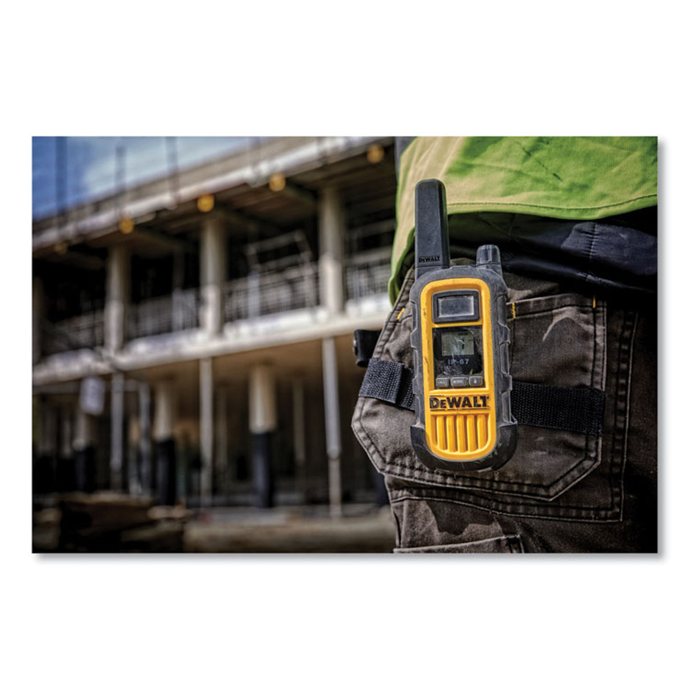 STANLEY BLACK & DECKER, INC. DeWalt® 1DXFRS800SV1 1DXFRS800SV1 FRS Two-Way Radios, 2 Radios, 2 W, 22 Channels