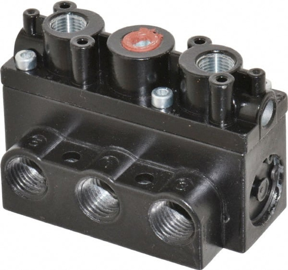 ARO/Ingersoll-Rand A212PD 1/4" Inlet x 1/4" Outlet, Pilot Actuator, Pilot Return, 2 Position, Body Ported Solenoid Air Valve