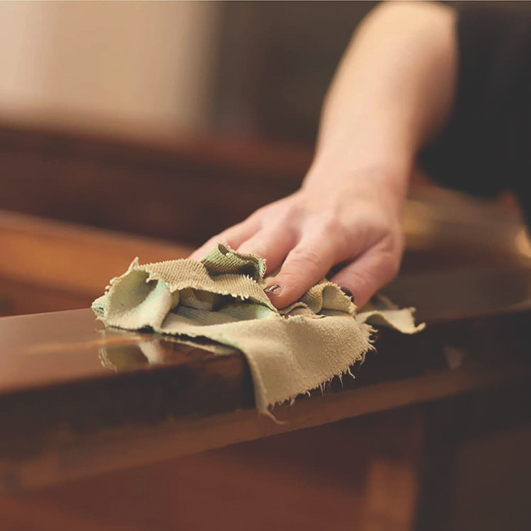 ZEP INC. Misty® 1001517 Lemon Oil Furniture Polish, Lemon Scent, 1 gal Bottle, 4/Carton