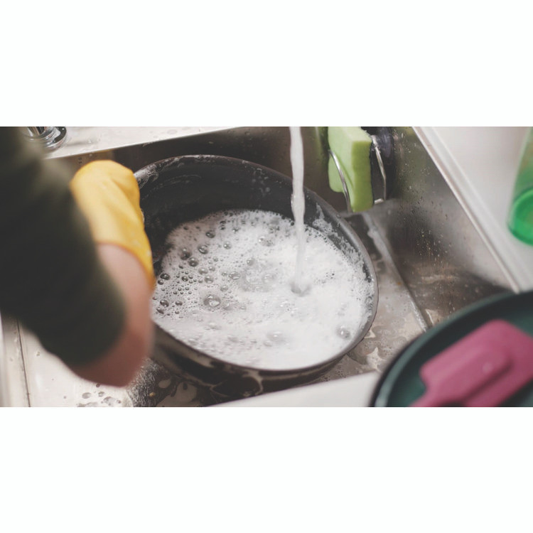 BETCO CORPORATION 1100400 Symplicity Tilly Hand Dishwashing Detergent, Fresh Bouquet Scent, 1 gal Bottle, 4/Carton