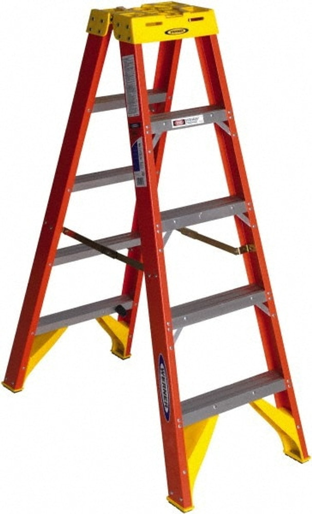 Werner T6205 4-Step Fiberglass Step Ladder: Type IA, 5' High