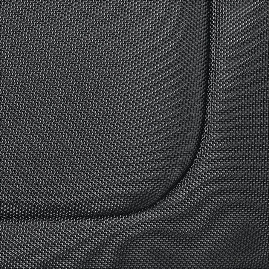 SOLO PT136-4 Solo Classic Carrying Case (Portfolio) for 17.3" Notebook - Black