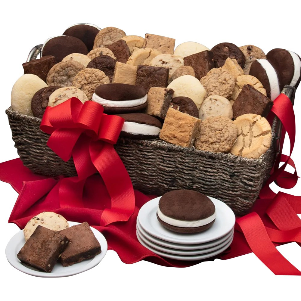 RISE NORTH AMERICA LLC Gourmet Gift Baskets 8952  Deluxe Baked Goods Gift Basket