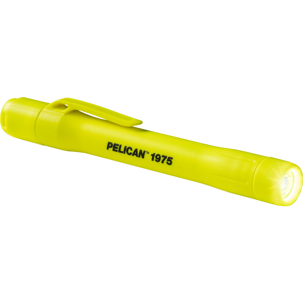 Pelican Products 019750-0100-245 1975 Flashlight