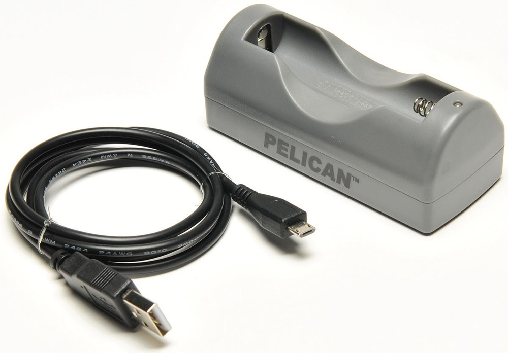 Pelican Products 02380R-3030-000 2388 USB Charger