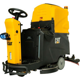 Global Industrial Cat® C26R Auto RideOn Floor Scrubber 26"" Cleaning