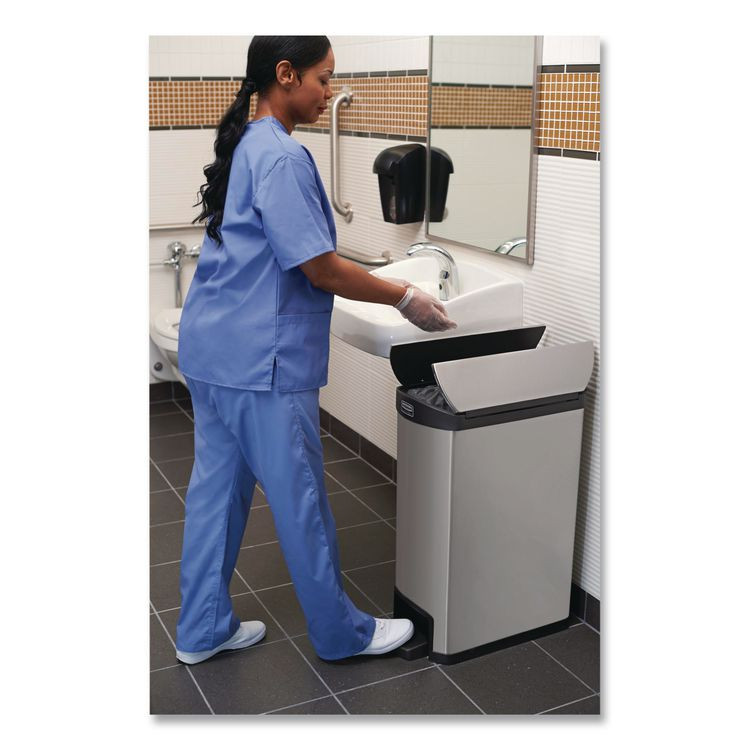 RUBBERMAID COMMERCIAL PROD. 1901993 Slim Jim Stainless Steel Step-On Container, End Step Style, 13 gal, Stainless Steel, Black