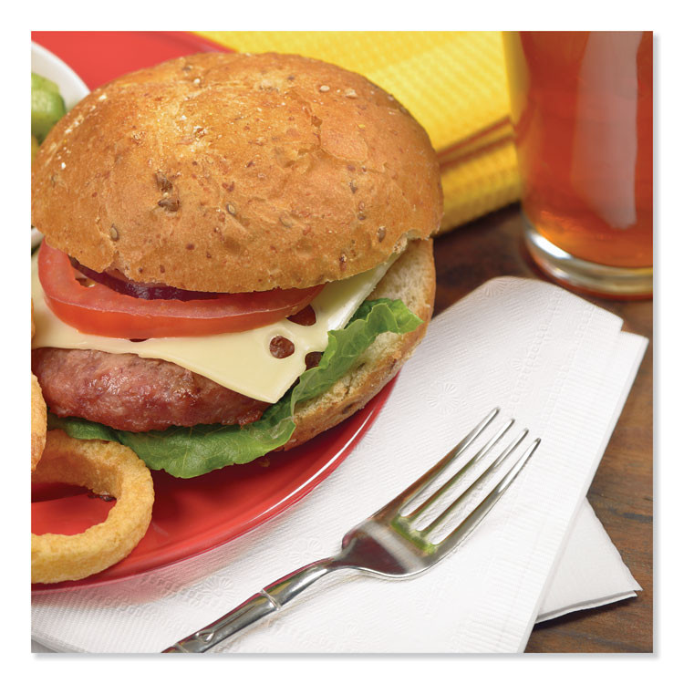 SCA TISSUE Tork® N7141A Universal Dinner Napkins, 1-Ply, 17 x 17, 1/4 Fold, White, 4008/Carton