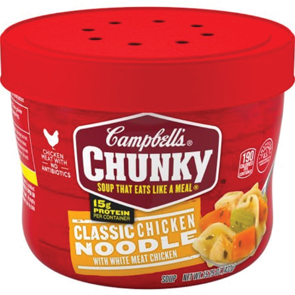 CAMPBELL SOUP COMPANY Campbell's 14880 Campbells Chunky Classic Chicken Noodle Soup - 15.25 fl oz - 8 / Carton