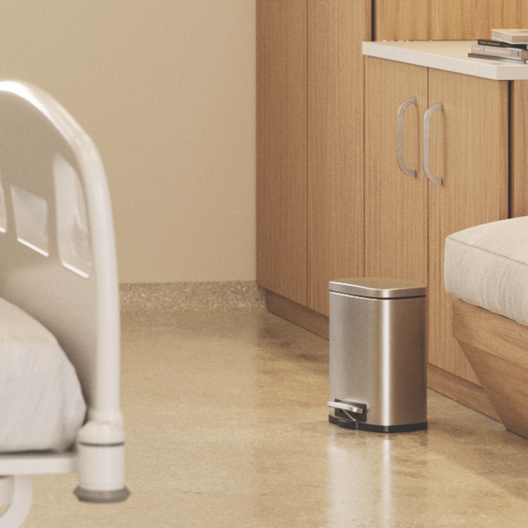 HLS COMMERCIAL HLSS01RFR Fire-Resistant Step Pedal Trash Can, 1.3 gal, Plastic/Stainless Steel, Silver