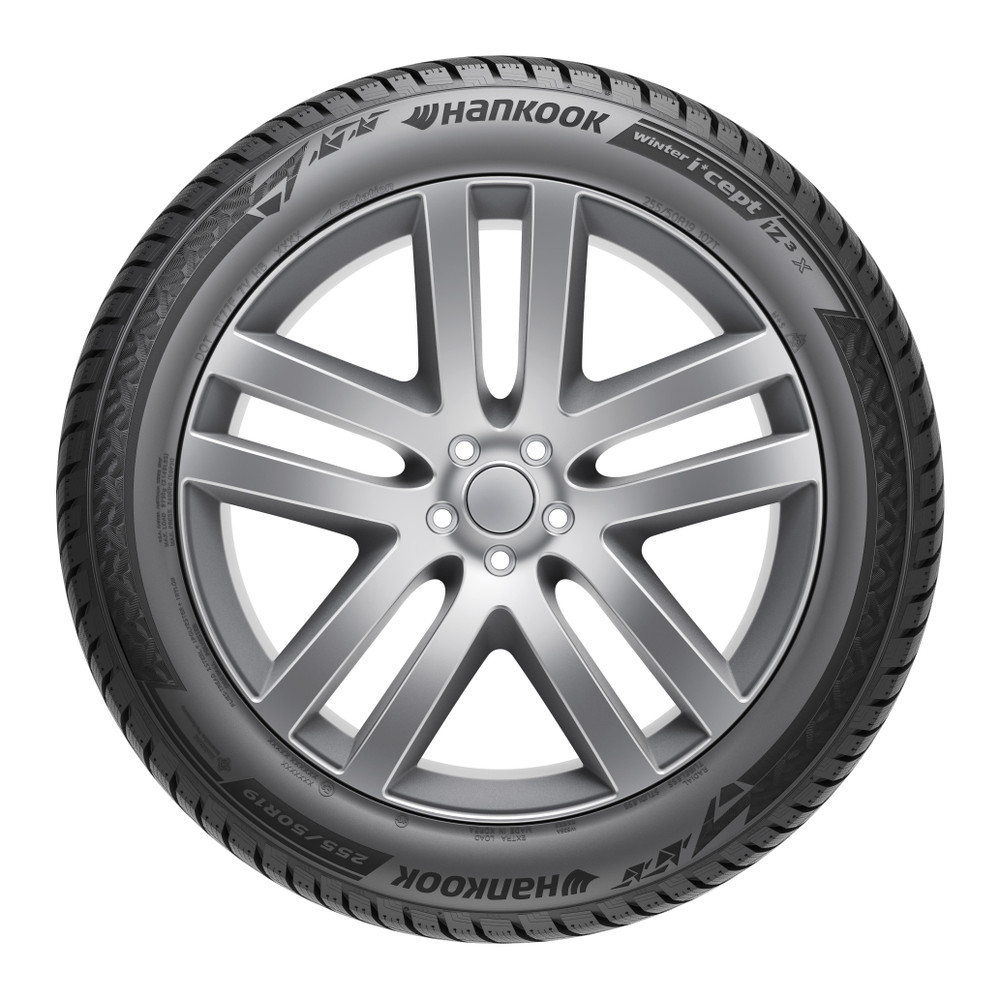 Hankook Winter i*cept iZ3 X 245/70R17 Tire (Studless)