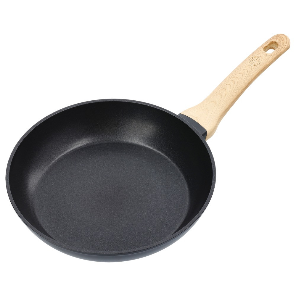 MASTERCHEF(R) VRD159102083 MasterChef Aluminum Nonstick Frying Pan With Soft-Touch Bakelite Handle, 12in, Black