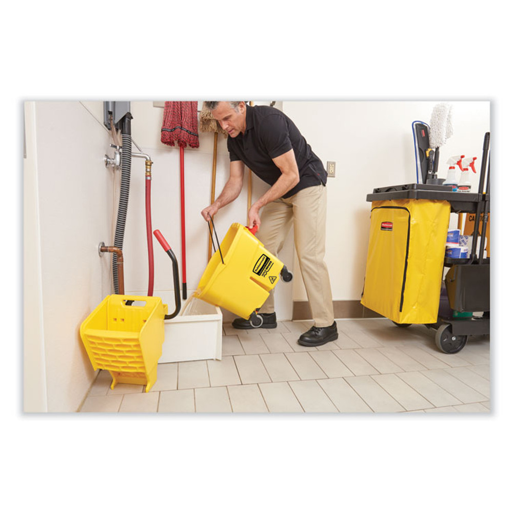 RUBBERMAID COMMERCIAL PROD. 1966720 Zippered Vinyl Cleaning Cart Bag for Rubbermaid Commercial FG6173-88, 24 gal, 6.5" x 9.13" x 17.25", Black, 4/Carton