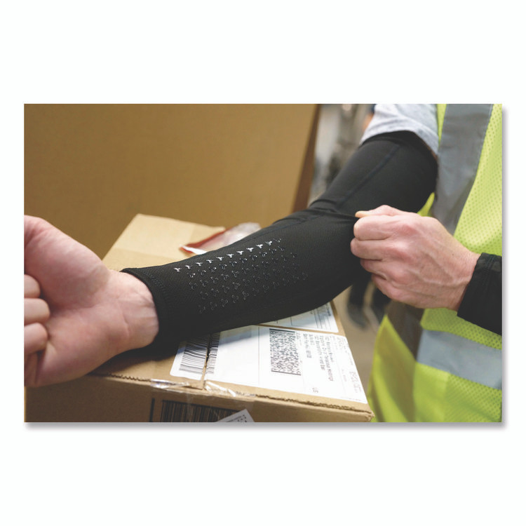 TENACIOUS HOLDINGS, INC. ergodyne® 12387 Chill-Its 6691 Cooling Arm Sleeves with Box-Handling Grip, Polyester/Spandex, Medium, Black, Pair