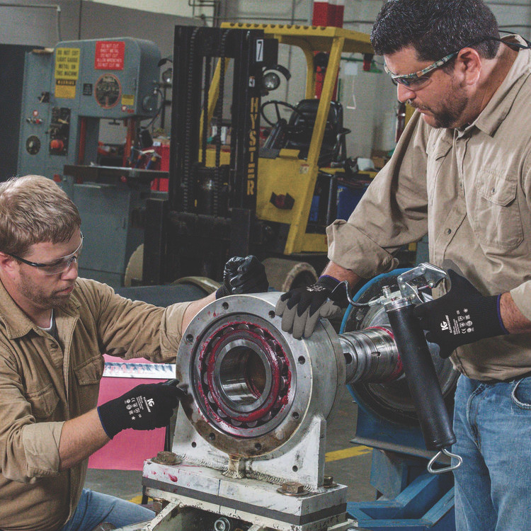 SMITH AND WESSON KleenGuard™ 97274 G40 Latex Coated Gloves, EN388: 2142, 10.63" Long, XX-Large, Gray/Black, 12 Pairs